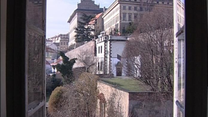 Soud se zabýval podivnou směnou paláce za panelák
