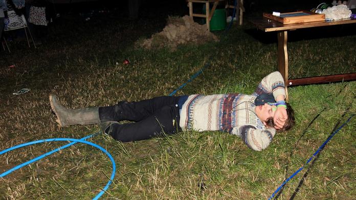 Krůček od tragédie: Chlapec (14) se na Silvestra opil do němoty