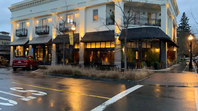 Oslava skončila tragicky. Rodina se otrávila ve vyhlášené restauraci