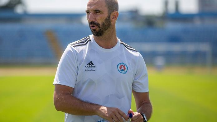 Trest za ostudu! Slovan odvolal trenéra, mluví se o Jarolímovi