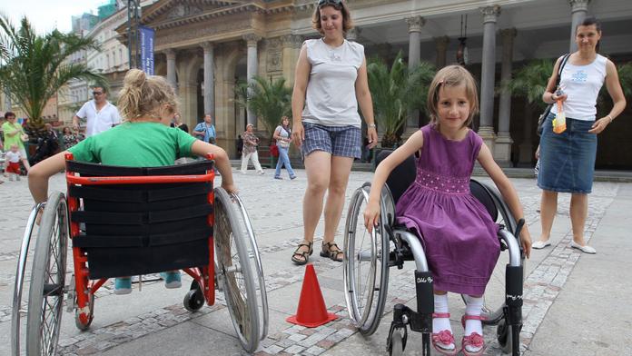 Je MFF bezbariérový? Ptali jsme se vozíčkářů