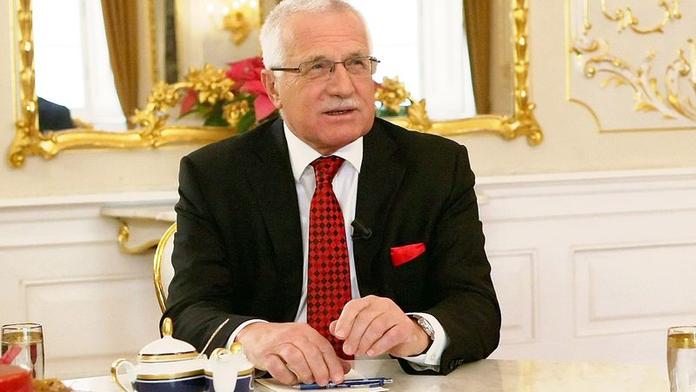 Klaus udělil milost deviti lidem. Prominul i vraždu dítěte