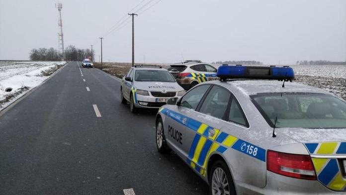 Zbytečná smrt! Řidič havaroval při honičce s policií