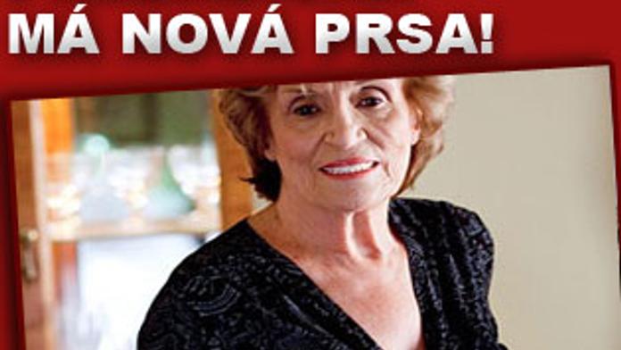 I tahle „roštěnka“ má nová prsa. Je jí 83 let!