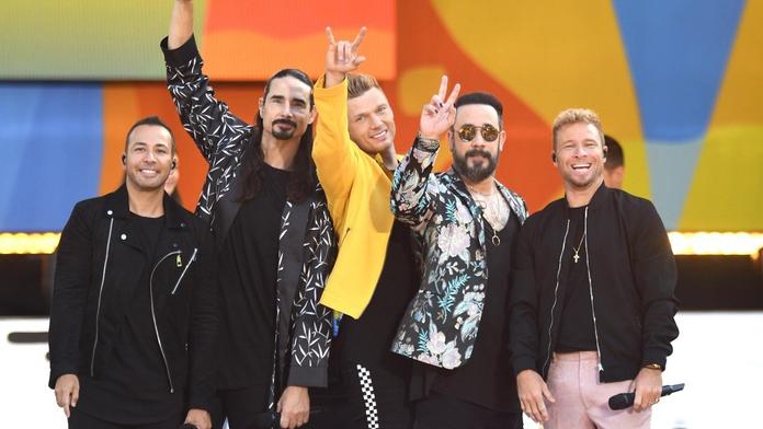 Fandové čekali na Backstreet Boys i v bouři, 14 se jich zranilo!