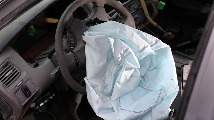 Skandál s vadnými airbagy: Úřady musí prověřit přes 12 milionů aut!