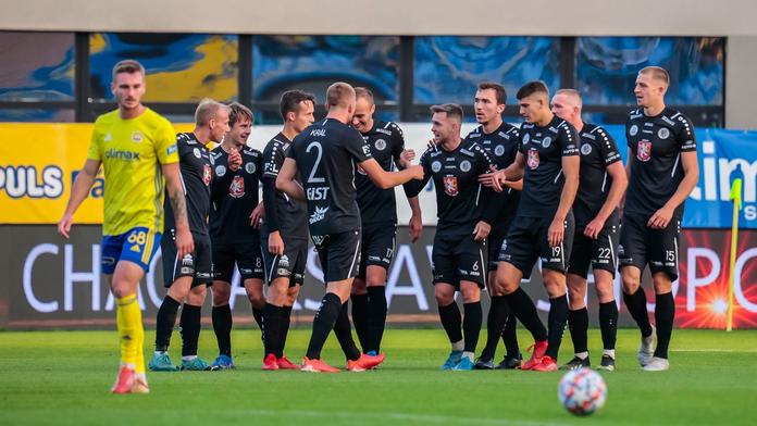 Votroci zuřili po ztrátě pořadatelství. V Ďolíčku s Bohemkou hrát nechtěli