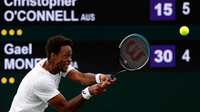 VIDEO: Krásný úder na Wimbledonu. Monfils se blýskl velkou parádou