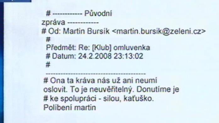 VIDEO: Soukromý mail: Koho označil Bursík za krávu?