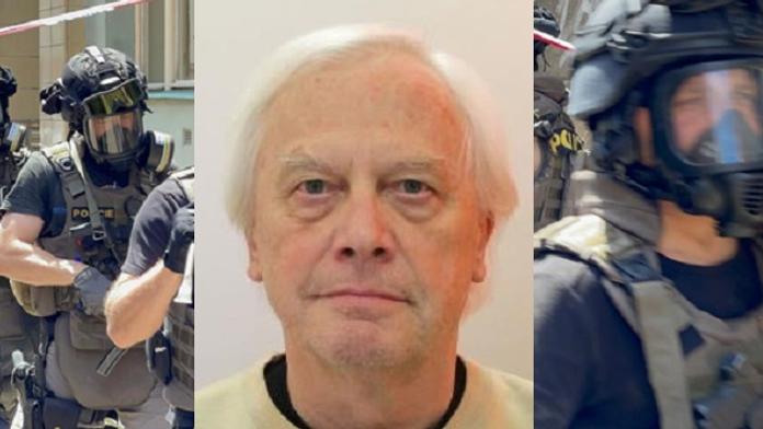 Útok kyselinou a past na policisty. Nebezpečný muž je stále na útěku