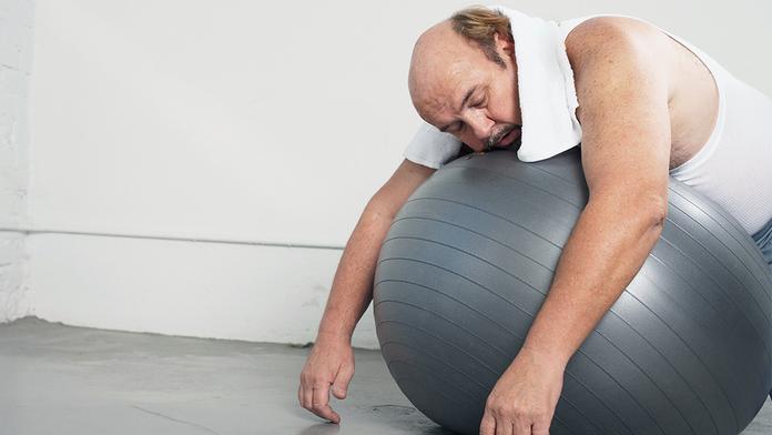 Je horší kouření nebo "ležing"? Výsledky velké studie překvapí