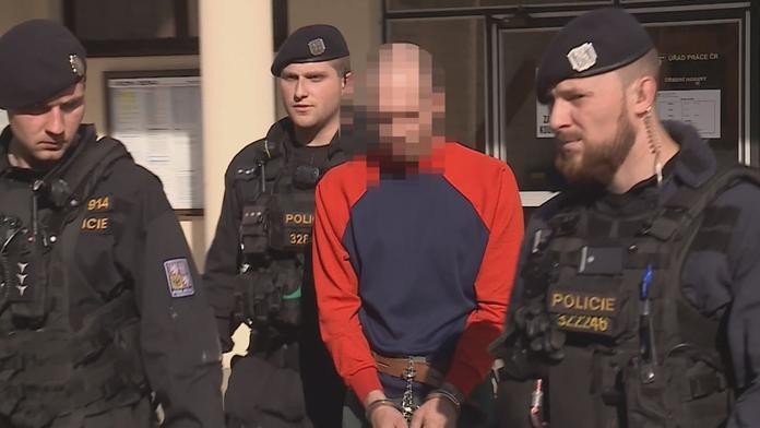 Muž odsouzený za ubodání dcerky (3) spáchal ve vězení sebevraždu