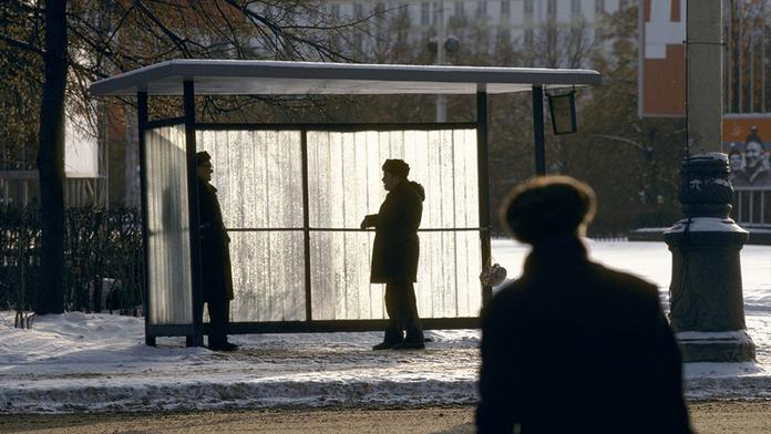 Na autobusové zastávce se v Rusku zapálil muž. Nechci na frontu, křičel