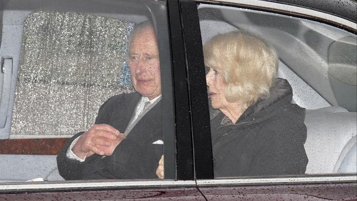 Král Karel a královna Camilla