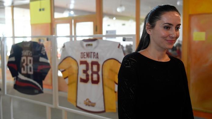Dojatá vdova po Demitrovi. Zesnulý hokejista se v NHL dočkal velké pocty