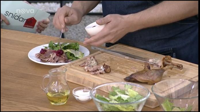 Americké barbecue: Trhané kachní stehno podle Snídaně s Novou