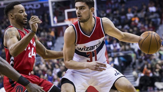 Navrátilec Satoranský bodoval proti Golden State, ale nestačilo to