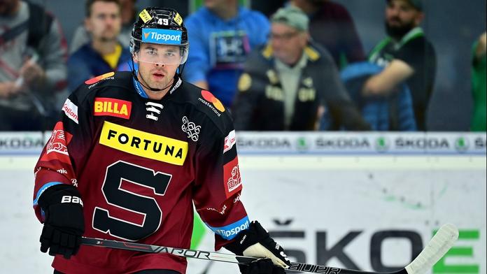 Simonova šance. Bývalý hráč NHL bude v restartu kariéry pokračovat v Česku