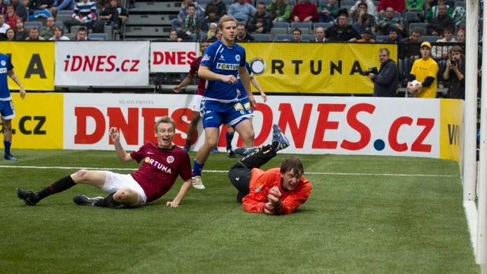 Sparťanský fotbalista Krejčí bude měsíc a půl mimo hru