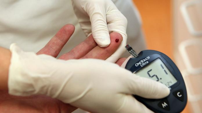 Maďarsko bude trestat diabetiky, kteří nedrží dietu