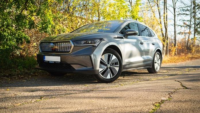 Elektromobily v roce 2026: i přes rušení výhod se jejich provoz vyplatí
