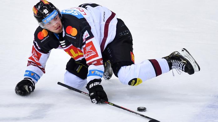 Smolné zranění pro hokejový talent. Útočníka Buffala čeká dlouhá pauza