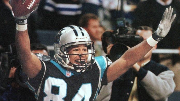 Nechal zabít těhotnou. Hráč NFL je po 17 letech volný, má jedno přání 
