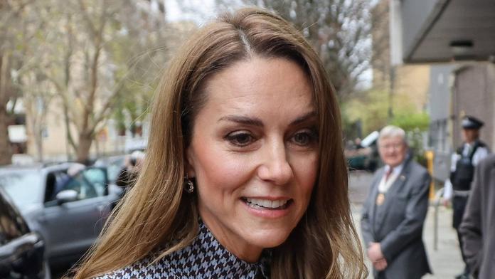 Strach o princeznu Kate: Oblečení na ní visí, detail na šatech odhalil realitu