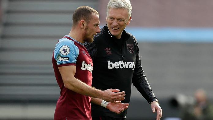 Slavia nám dala špatné hráče, utahuje si Moyes ze Součka s Coufalem