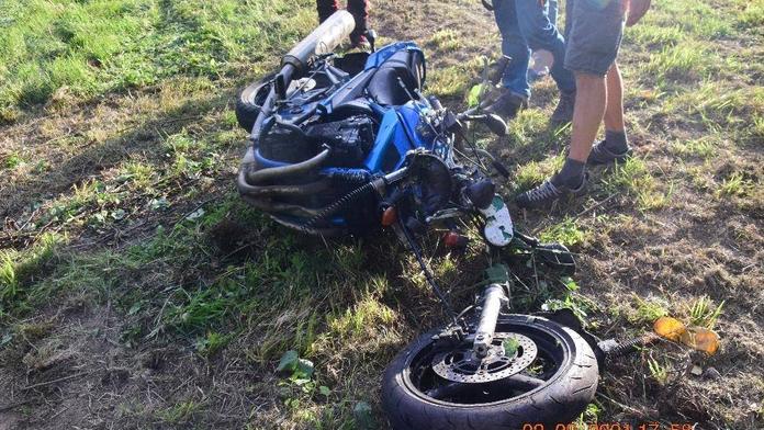 Při nehodě na Slovensku zemřel žák autoškoly, učitel je v nemocnici