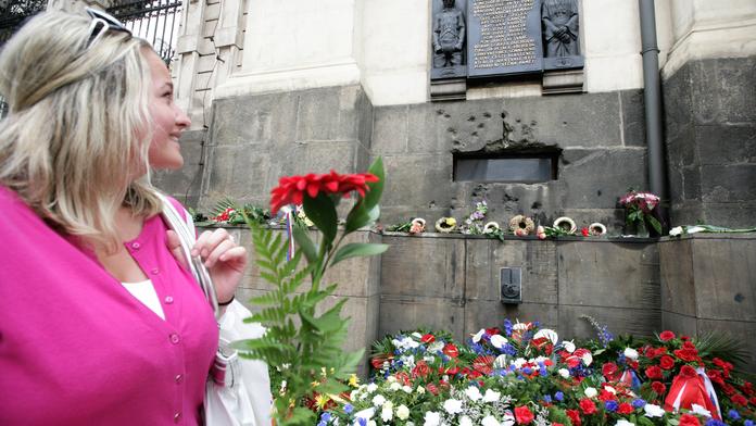 Praha chce vzít církvi chrám, kde zemřeli čeští parašutisté!