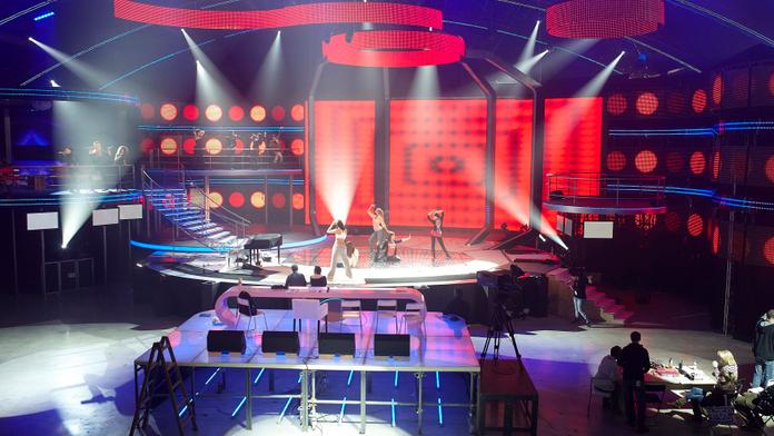 SUPERSTAR: Přípravy vrcholí! V INCHEBA ARÉNĚ stojí už LUXUSNÍ podium!