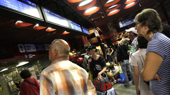 Českým drahám zkolaboval systém na rezervaci jízdenek