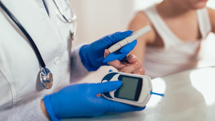 Zlepšení pro stovky malých diabetiků. Inzulín jim podají při vyučování