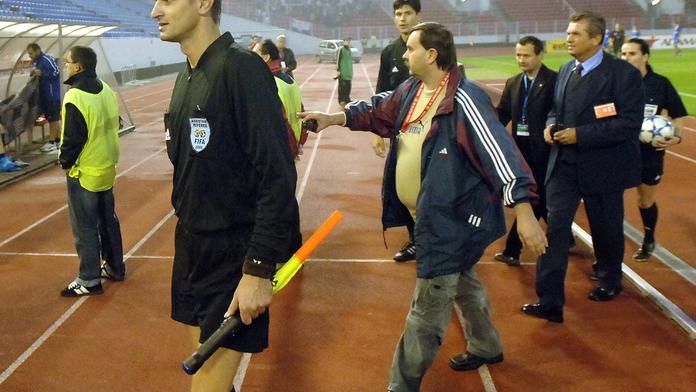 Kovaříkem to nekončí! Kvůli Berbrovi končí další elitní sudí