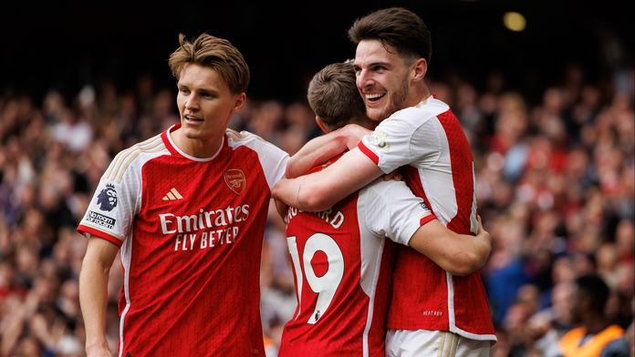 Arsenal opět zvítězil, ale City odpovědělo. Haaland nasázel čtyři góly