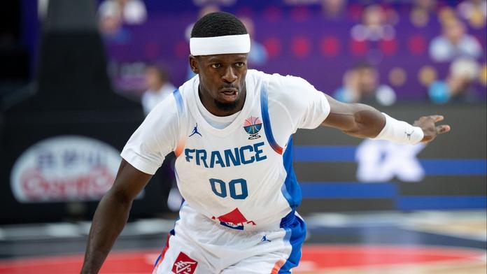 Nesportovní chování, nebo spíš drzost? Francouz šokoval na basketbalovém ME