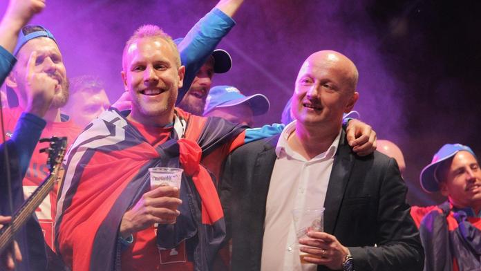 Fotbalista Kolář pařil na festivalu: Chlast, obnažování a pak omluva!