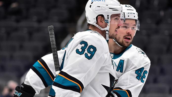 Hertl měl proti LA nabito. Ani jeho dvě gólové trefy ale debakl neodvrátily