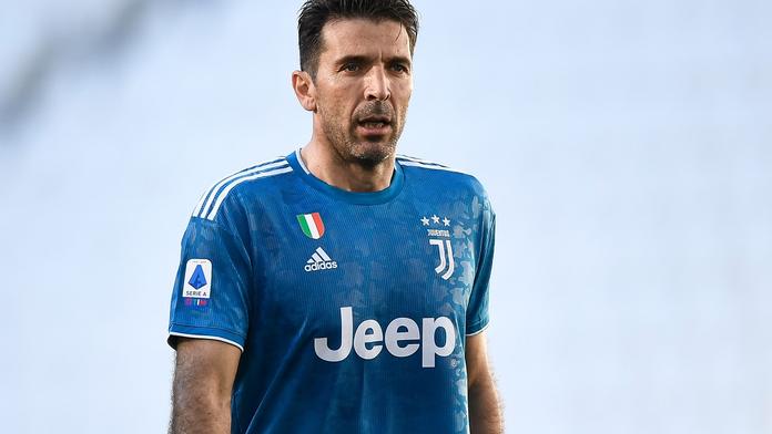 Legenda Buffon končí jako brankář Juve. Vrátí se jako trenér?