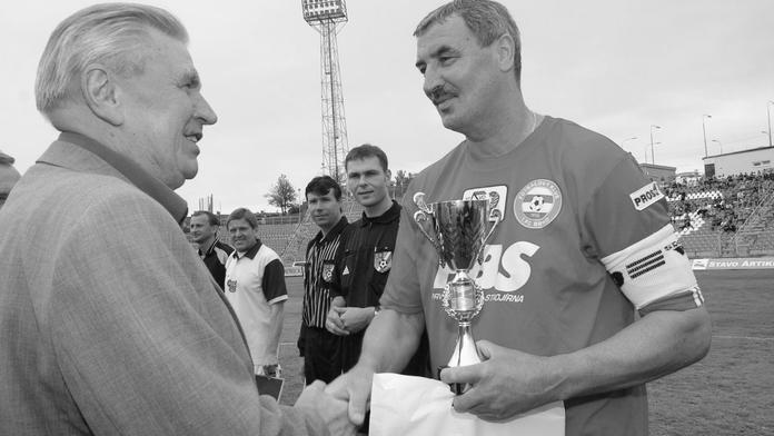 Hráč, který odehrál 280 zápasů bez pauzy. Zbrojovka oplakává smrt legendy
