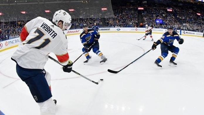 Vrbata nastoupil poprvé od Vánoc a hned se trefil! Gól dal i Rutta