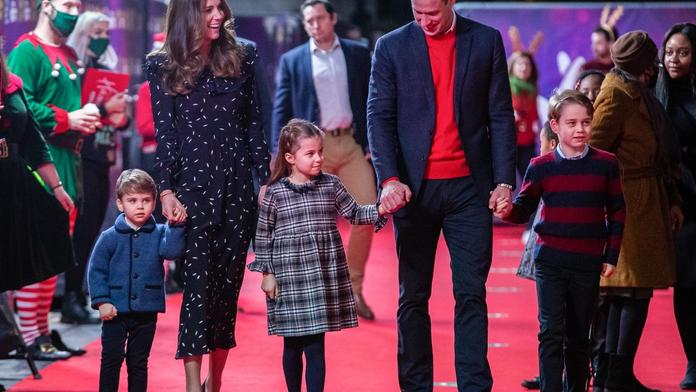 Princ William, vévodkyně Kate, princ George, princezna Charlotte, princ Louis