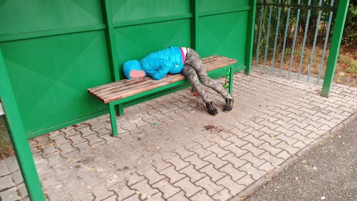 Žena v osmém měsíci nadýchala přes tři promile. Bolí mě břicho, skuhrala