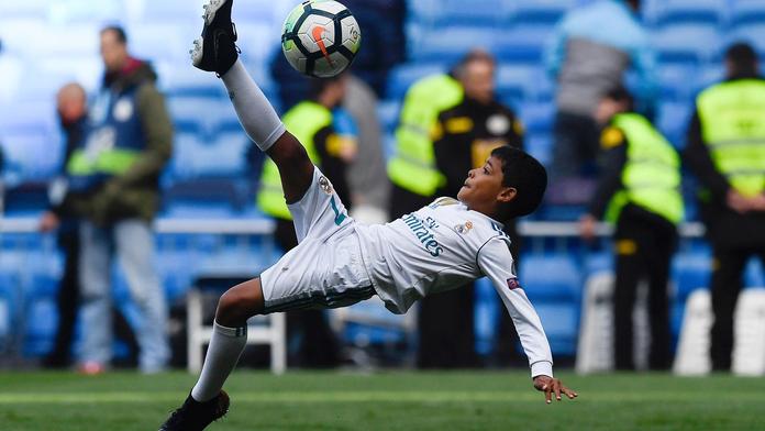 Jaký otec, takový syn. Ronaldo Junior řádil v dresu Juventusu