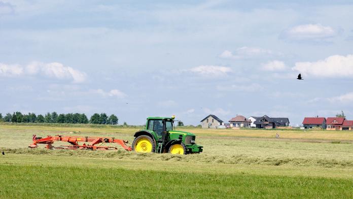 Proti Babišovi se bouří sedláci! Vadí jim dotace pro velké podniky