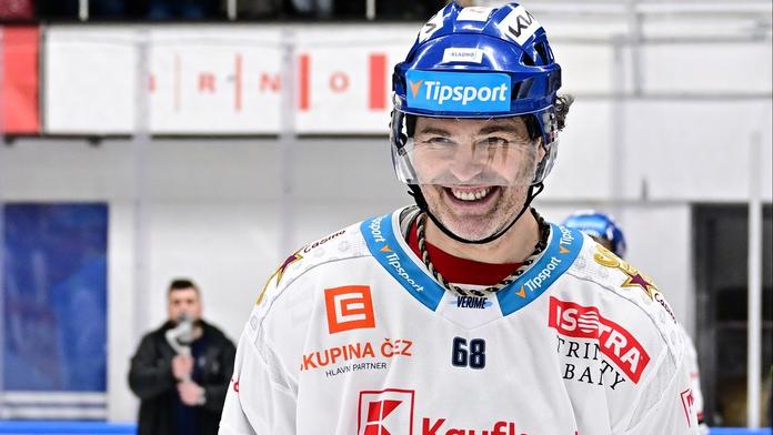 Jágr po návratu pomohl Kladnu k výhře. Pardubice doma vysoko prohrály