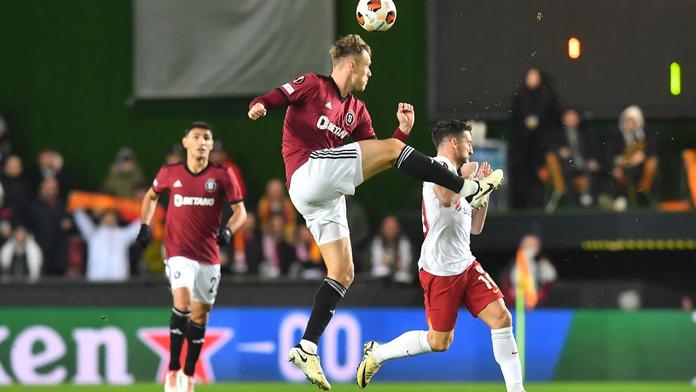Fantazie na Letné. Sparta vyškolila Galatasaray a slaví v EL postup