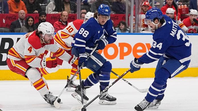 Nylander zničil pěti body Vladařovo Calgary, Češi tentokrát nebodovali