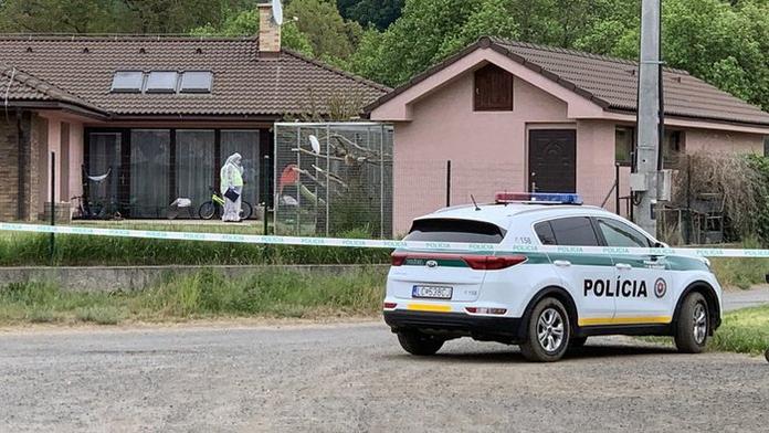 Strašlivá tragédie na Slovensku! Dítě (†5) i otec (†57) měli střelná poranění